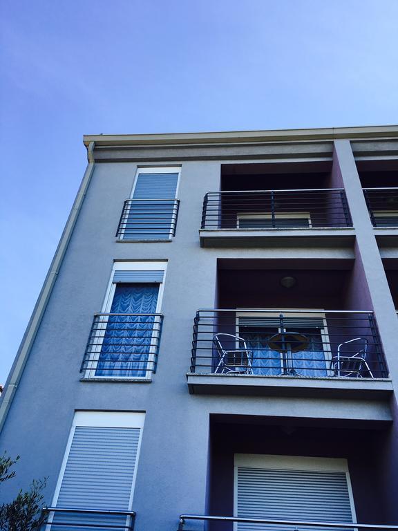 אומאג Apartment Mirella מראה חיצוני תמונה
