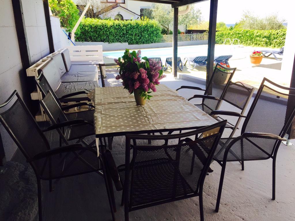 אומאג Apartment Mirella מראה חיצוני תמונה